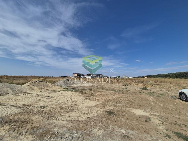 Teren Construcții intravilan de 5607 mp, în Central