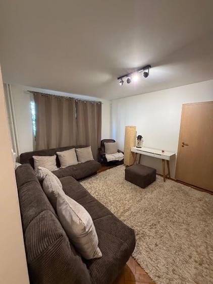 Apartament cu 2 camere semidecomandat, mobilat în Take Ionescu