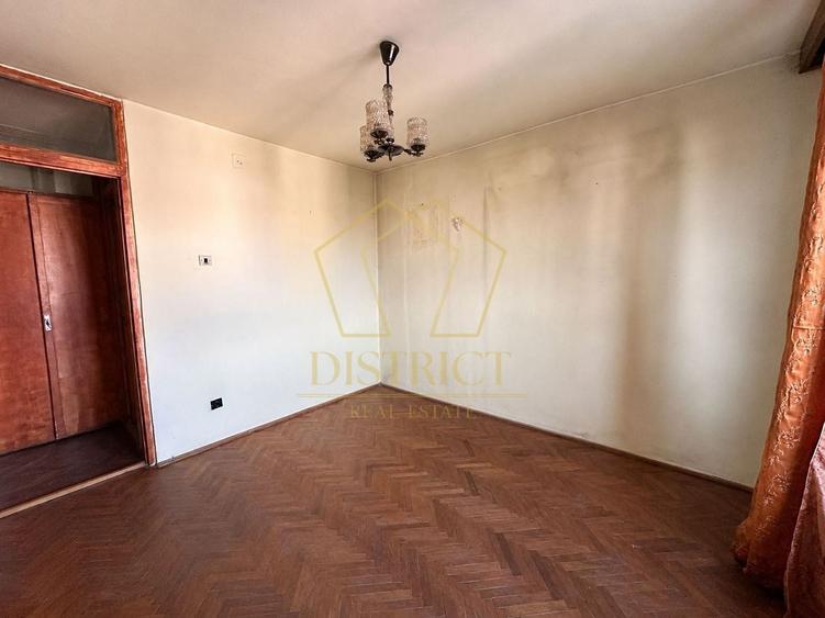 Apartament cu 3 camere decomandat în Olimpia-Stadion