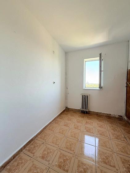 Apartament cu 2 camere decomandat în Vest