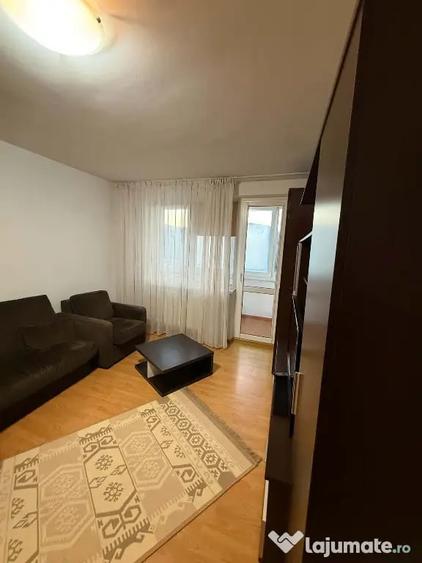 Apartament cu 2 camere semidecomandat în Astra