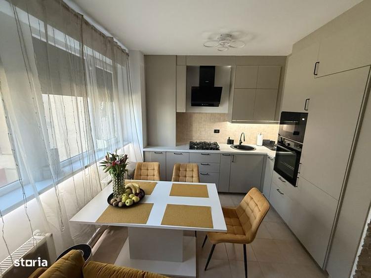 Apartament cu 3 camere în Torontalului