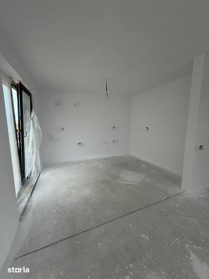 Casă cu 4 camere cu Teren 310 Mp în Central