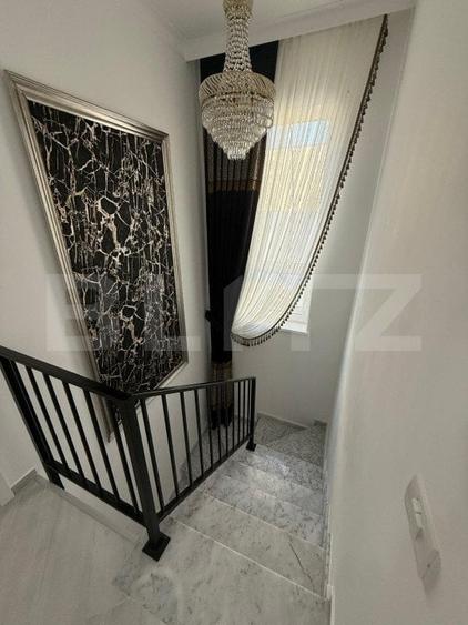 Casă individuală cu 5 camere cu Canalizare în Remetea Mare