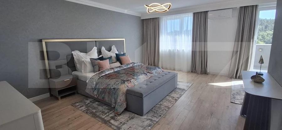 Apartament cu 4 camere decomandat în Filiași