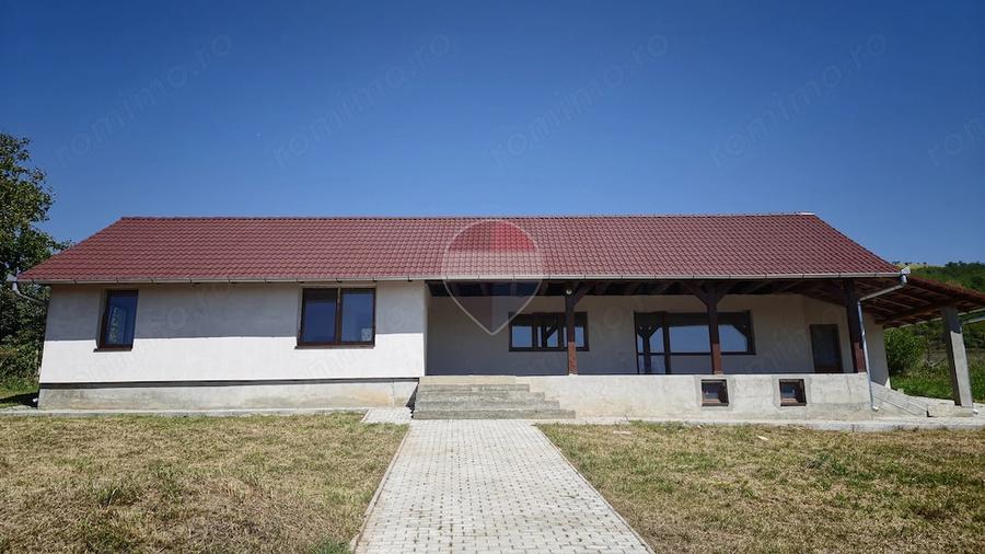 Casă cu 3 camere cu Teren 1163 Mp în Blăjel