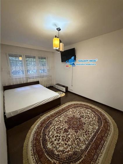 Apartament cu 3 camere semidecomandat, mobilat în Berceni