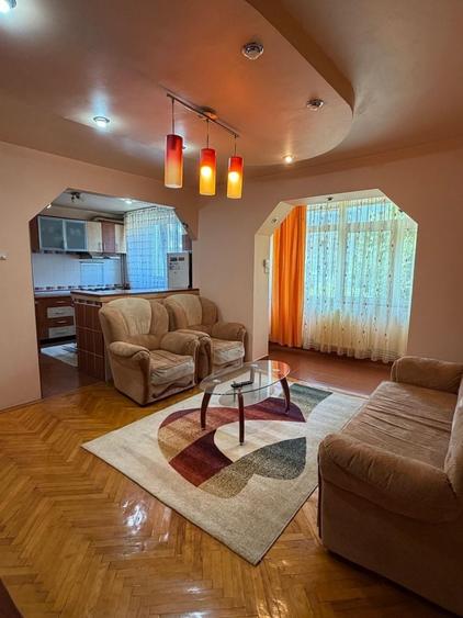 Apartament cu 3 camere în Central
