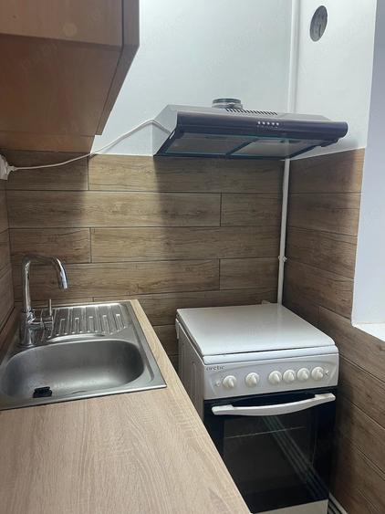 Garsonieră nedecomandată în Complex Studențesc