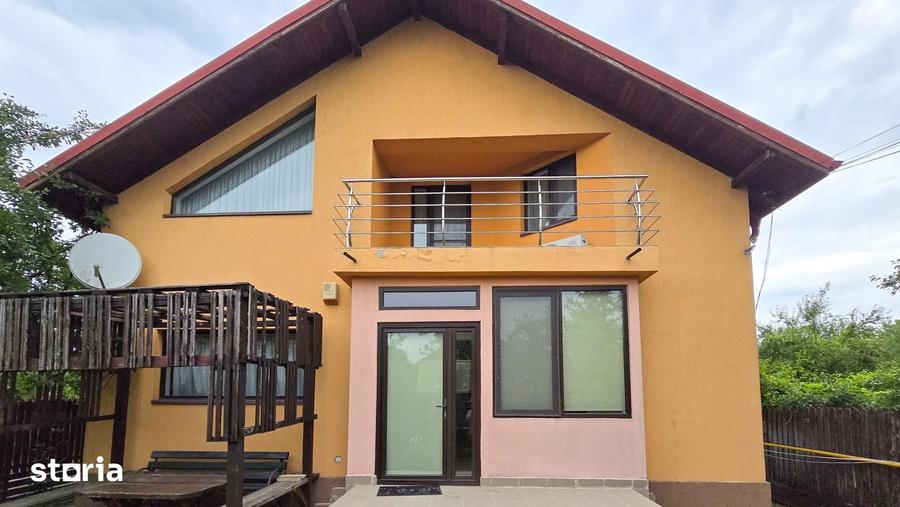 Casă cu 5 camere cu Teren 700 Mp în Snagov