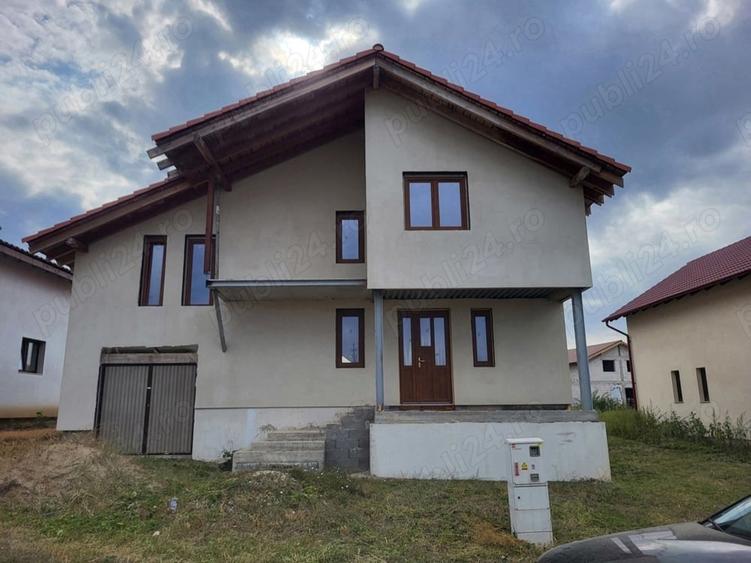 Casă cu Teren 627 Mp în Giarmata