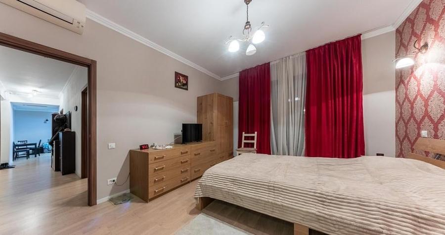 Apartament cu 3 camere în Vitanul Nou
