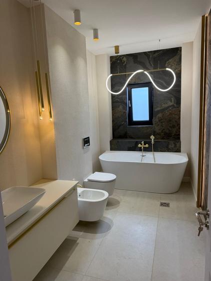 Apartament cu 3 camere semidecomandat în Fălticeni