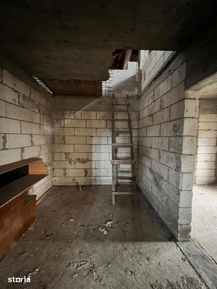 Casă cu 4 camere cu Teren 2244 Mp în Măciuca