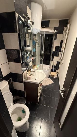 Apartament cu 2 camere decomandat în Exterior Vest