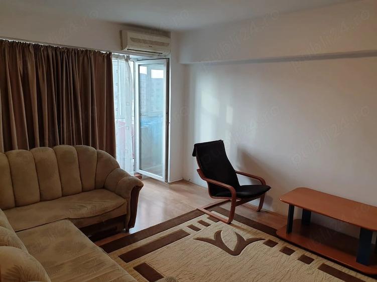 Apartament cu 2 camere semidecomandat în Militari