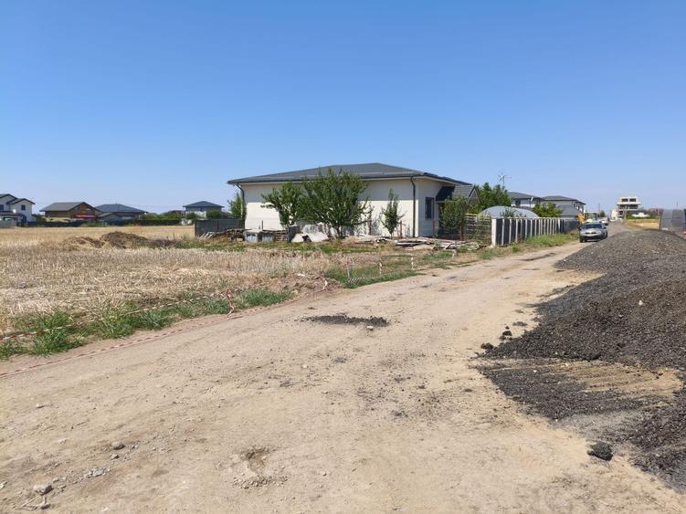 Teren Construcții intravilan de 406 mp, în Vidra
