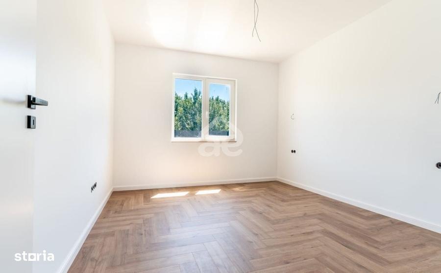 Casă cu 4 camere în Juc-Herghelie