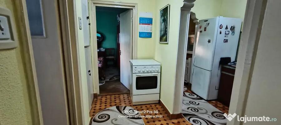 Apartament cu 2 camere decomandat în Sud