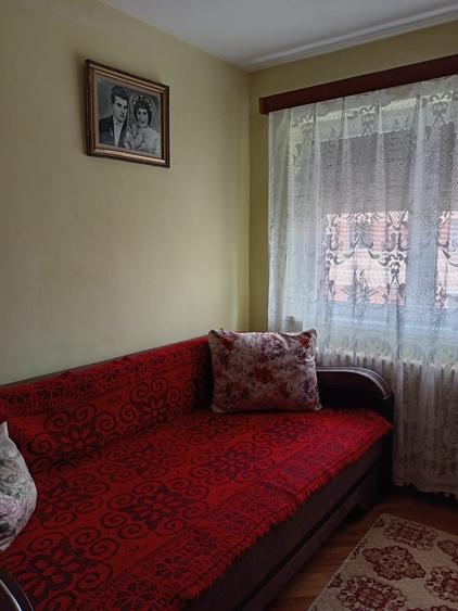 Apartament cu 2 camere semidecomandat în Cetate