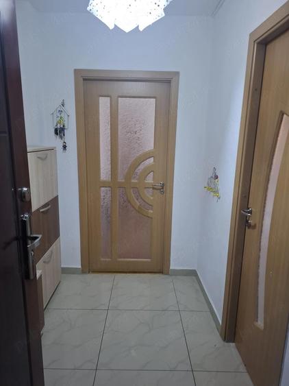 Vand apartament cu 2 camere - 2