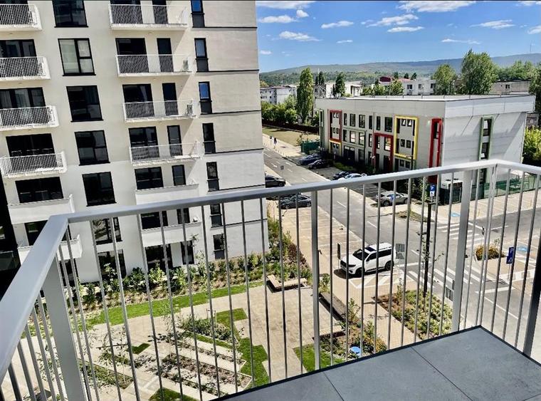 Apartament cu 3 camere decomandat în Tudor Vladimirescu
