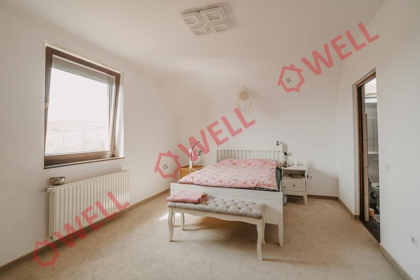 Casă individuală cu 4 camere cu Teren 2800 Mp în Sovata