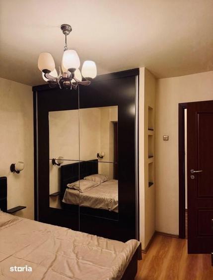 Apartament cu 3 camere decomandat în Ștefan cel Mare