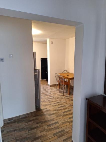 Apartament cu 3 camere decomandat în Dosu Bricii
