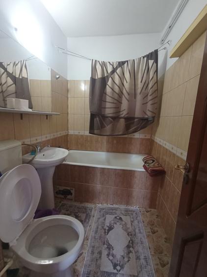 Apartament cu 2 camere nedecomandat în Tătărași