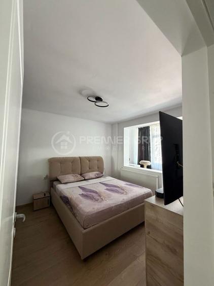 Apartament cu 3 camere decomandat în Tătărași