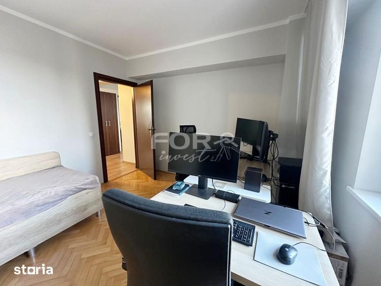 Apartament cu 3 camere decomandat în Orașul Nou