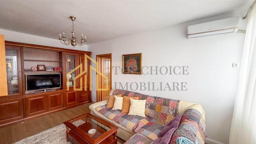 Apartament cu 2 camere semidecomandat, mobilat în 1 Mai