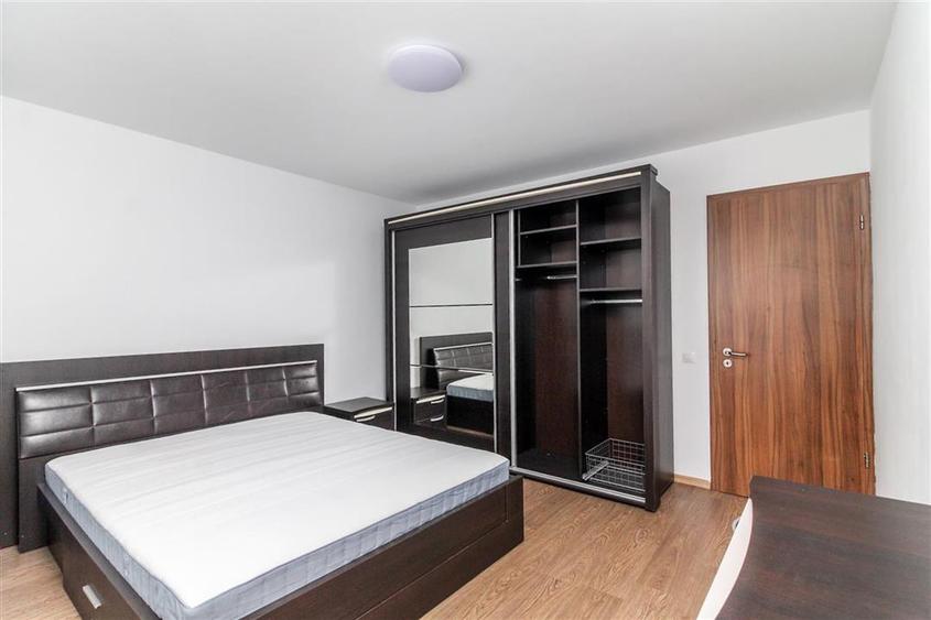 Apartament cu 3 camere semidecomandat, mobilat în Mănăștur