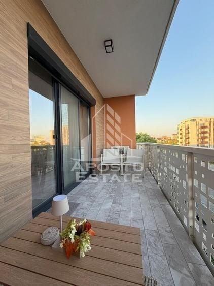 Apartament cu 2 camere semidecomandat în Torontalului