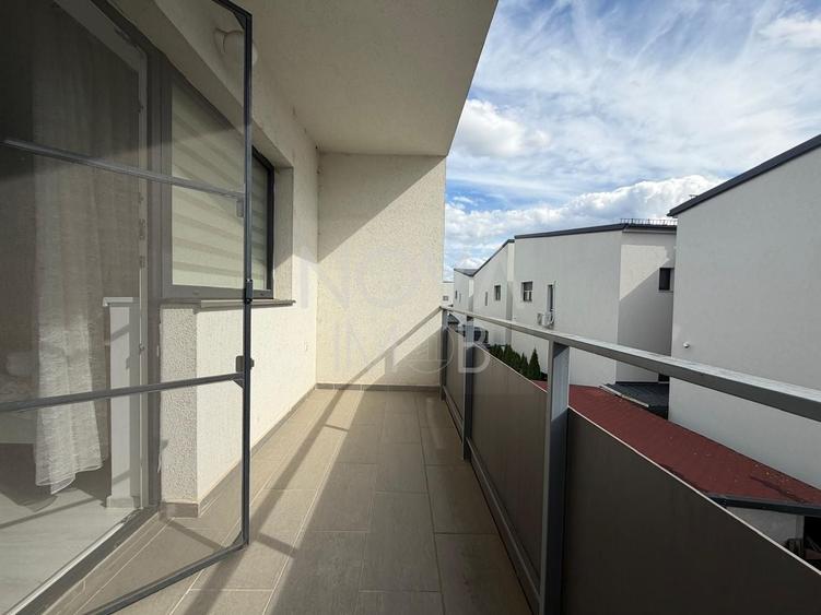 Apartament cu 2 camere semidecomandat, mobilat în Șelimbăr
