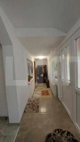 Casă individuală cu 7 camere cu Teren 1980 Mp în Vâlcele
