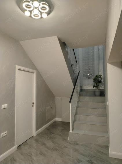 Casă cu 4 camere cu Teren 471 Mp în Central