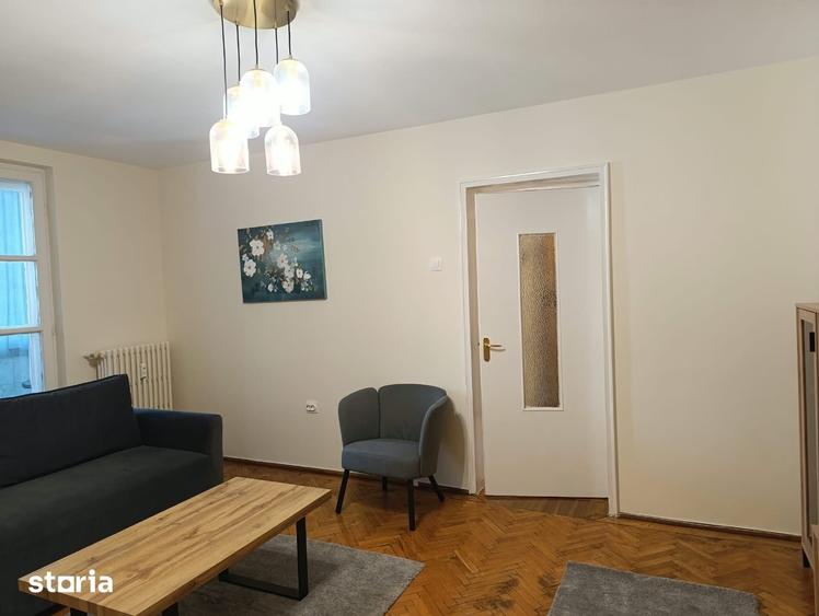 Apartament cu 2 camere semidecomandat, mobilat în Dorobanți