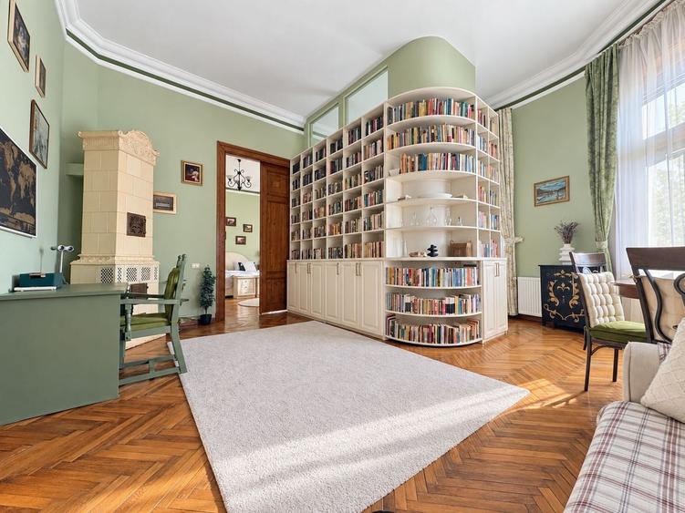 Apartament cu 3 camere circular, mobilat în Ultracentral
