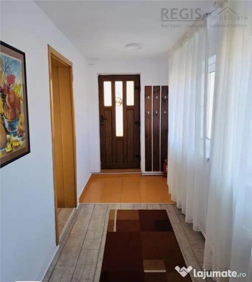 Casă cu 2 camere cu Teren 100 Mp în Schei