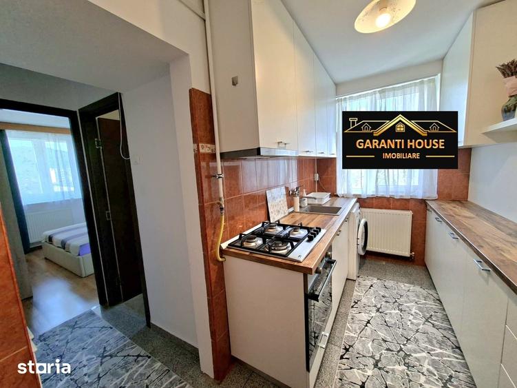 Apartament cu 2 camere decomandat în Traian