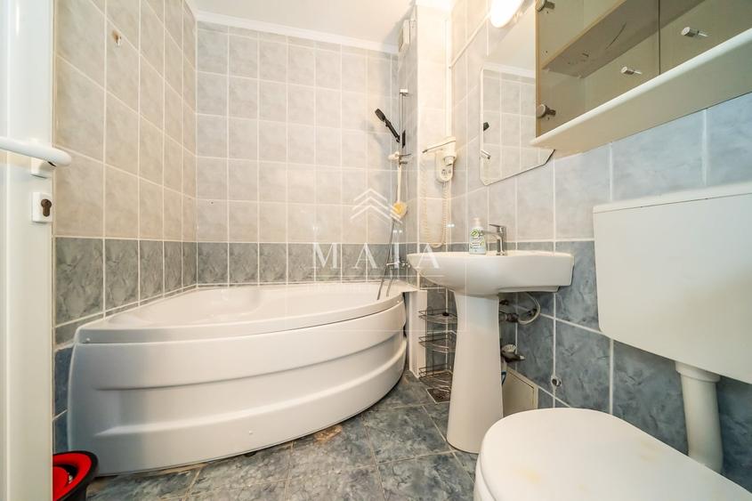 Apartament cu 3 camere decomandat, mobilat în Central