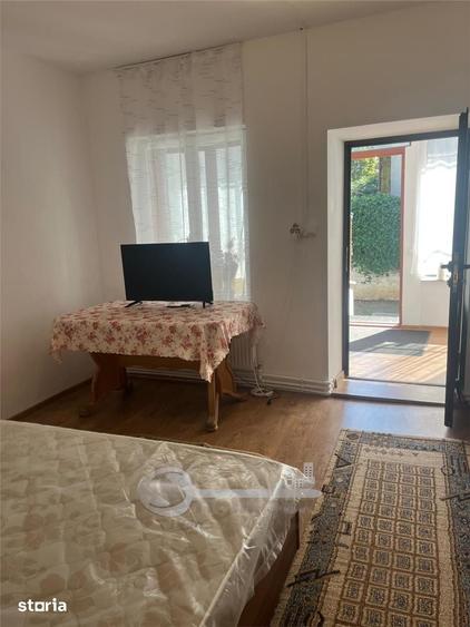 Casă cu 3 camere decomandat cu Teren 150 Mp în Copou