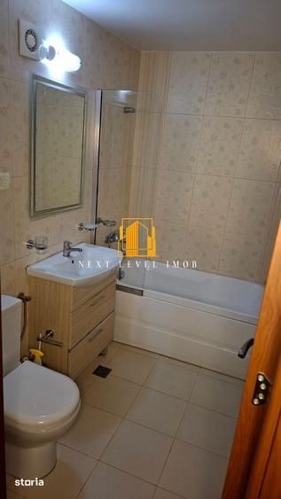 Apartament cu 3 camere decomandat în Găvana