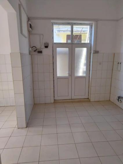 Spațiu comercial, de 40 mp, în Central