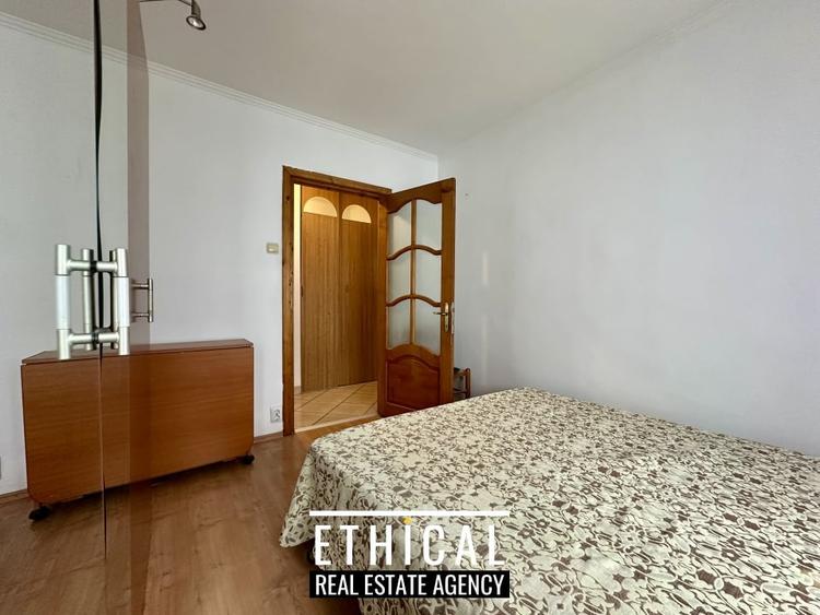 Apartament cu 3 camere decomandat, mobilat în Gorjului