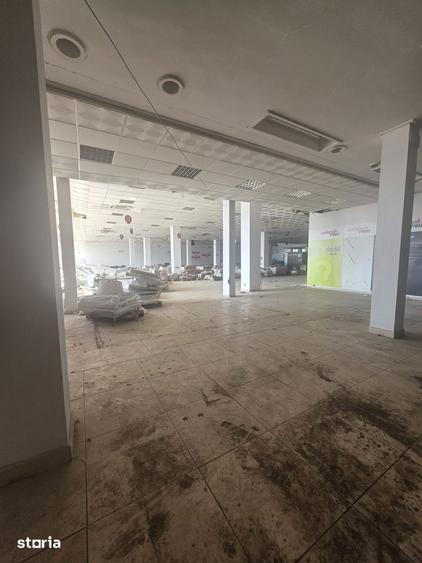 Spațiu comercial, de 3,137 mp, în Militari
