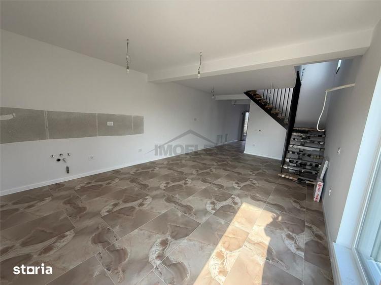 Casă cu 3 camere cu Teren 200 Mp în Sânandrei