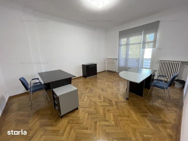 Casă cu Teren 100 Mp în Eminescu